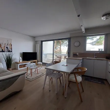 T2 Renove Au Coeur De - Fr-1-550-95 * Royan