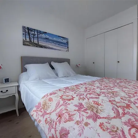 T2 Renove Au Coeur De - Fr-1-550-95 Royan